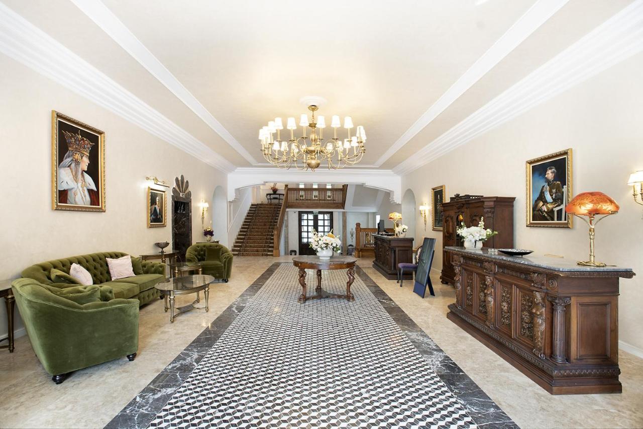 סינאיה Hotel Caraiman מראה חיצוני תמונה