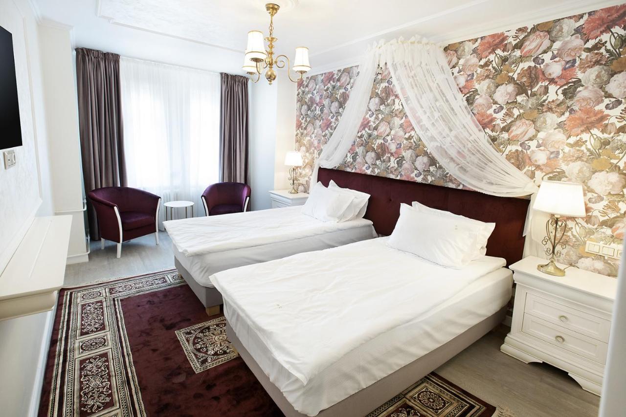סינאיה Hotel Caraiman מראה חיצוני תמונה