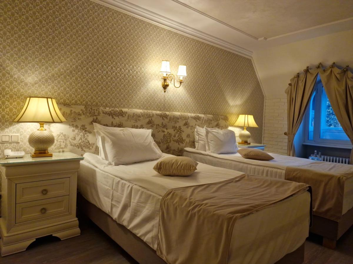 סינאיה Hotel Caraiman מראה חיצוני תמונה
