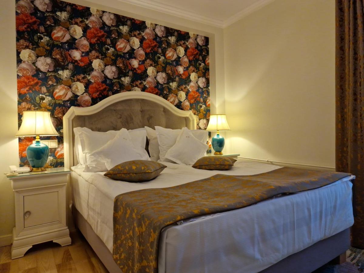 סינאיה Hotel Caraiman מראה חיצוני תמונה